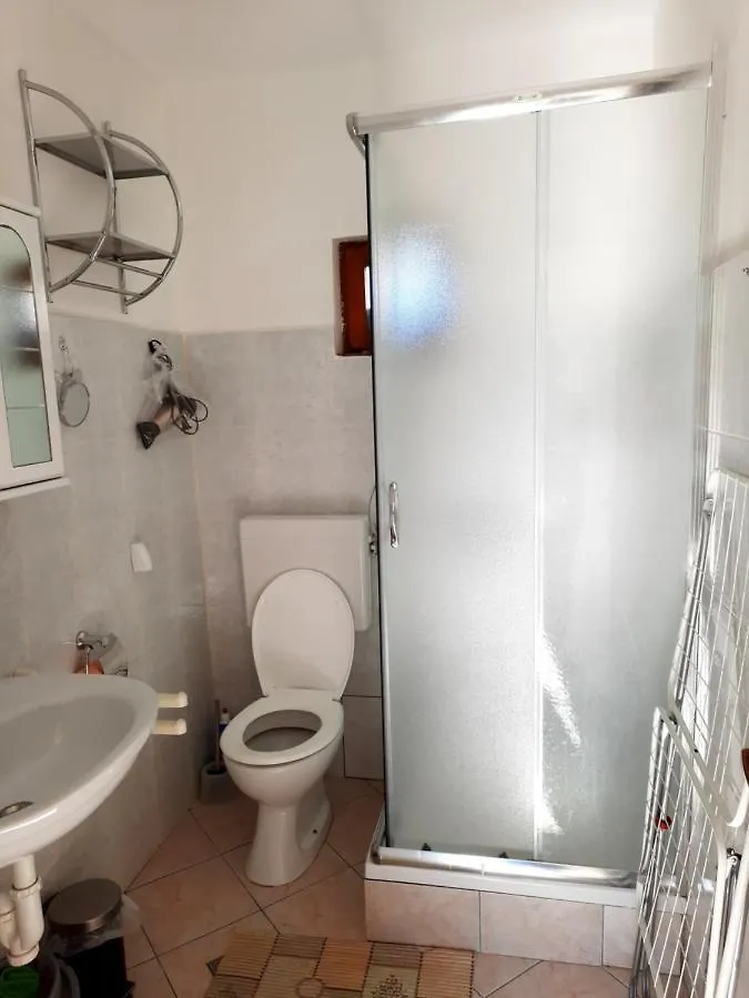 Apartmani Ana-Lora Lopar Kroatien