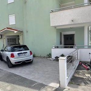 https://apartment-luna-istriana.pula-hotels.org