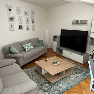 https://arena-apartment-pula.pula-hotels.org